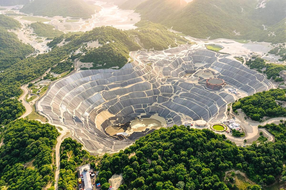 China's incredible gold discovery China's incredible gold discovery