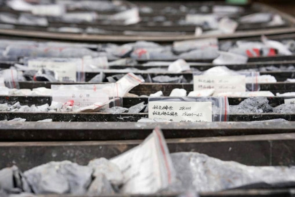 Rock samples at the Wangu