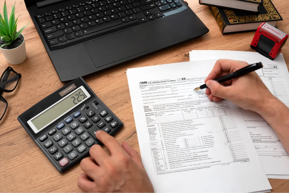 cette-case-a-cocher-sur-votre-declaration-de-revenus-pourrait-vous-faire-economiser-jusqua-7-000-euros-en-2025